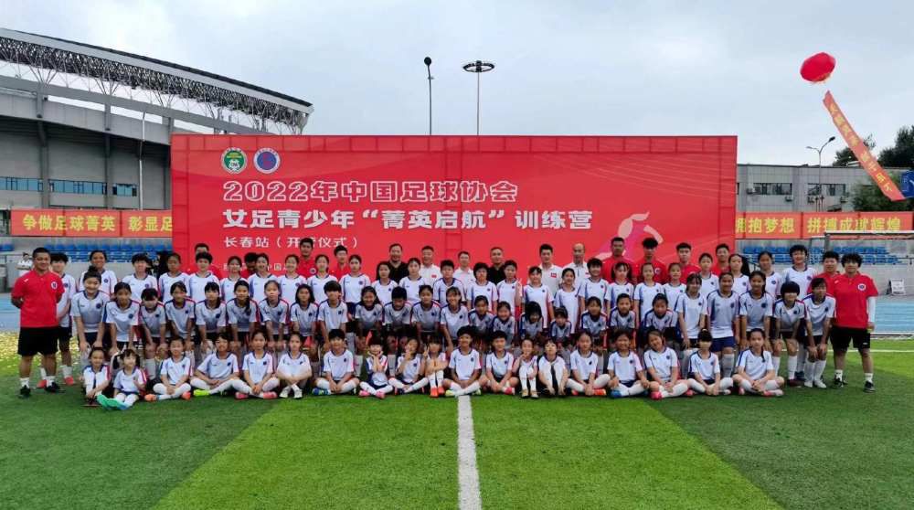 尤文图斯联赛上一轮客场2-1击败弗洛西诺尼，保持联赛12轮不败，状态较为稳定。